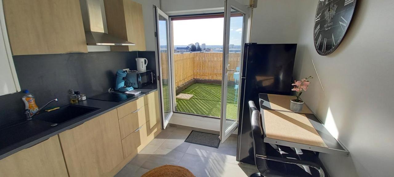 Le Belvedere Dernier Etage Avec Terrasse Wifi Fibre Leilighet Tarbes Eksteriør bilde
