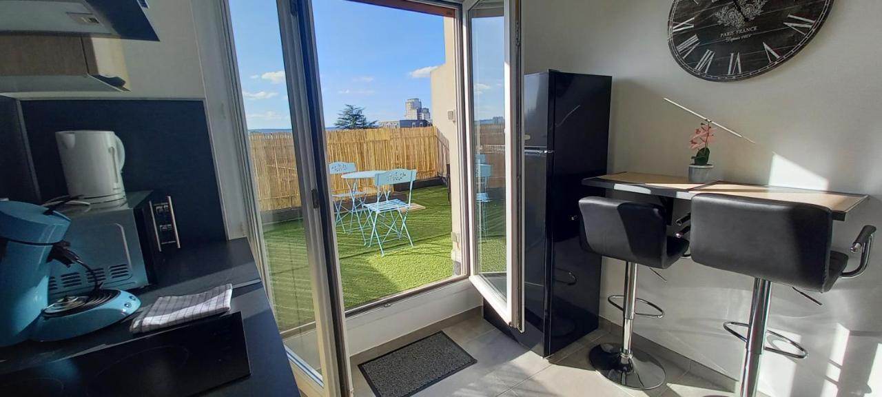 Le Belvedere Dernier Etage Avec Terrasse Wifi Fibre Leilighet Tarbes Eksteriør bilde