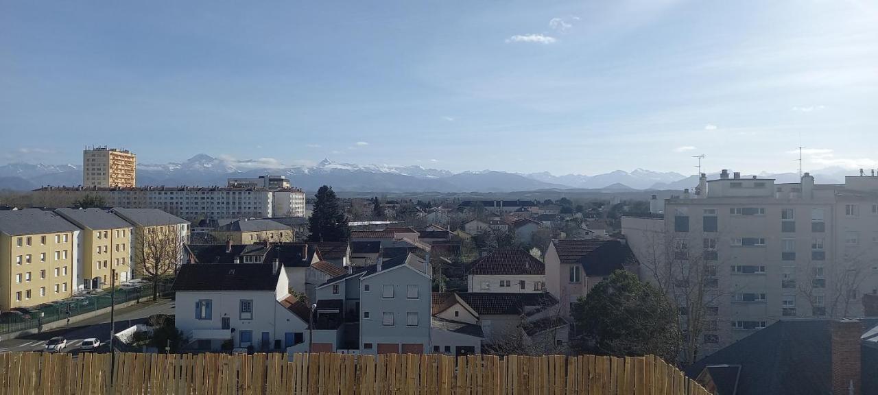 Le Belvedere Dernier Etage Avec Terrasse Wifi Fibre Leilighet Tarbes Eksteriør bilde